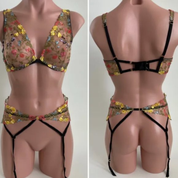 NWT VS DREAM ANGELS Garter Belt SWEET PRALINE Embroider Floral M/L yellow - Picture 7 of 11